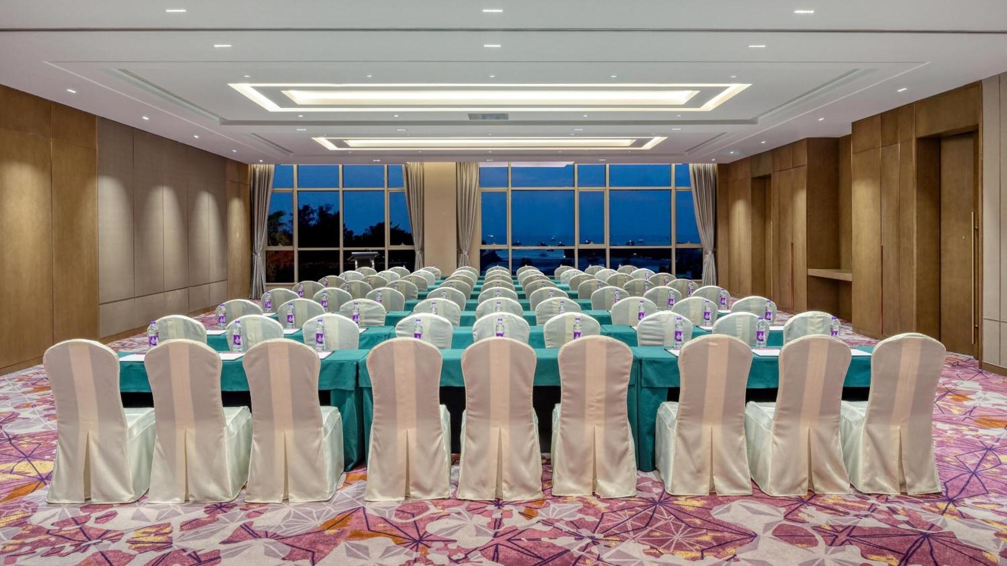 Crowne Plaza Beihai Silver Beach By Ihg Экстерьер фото